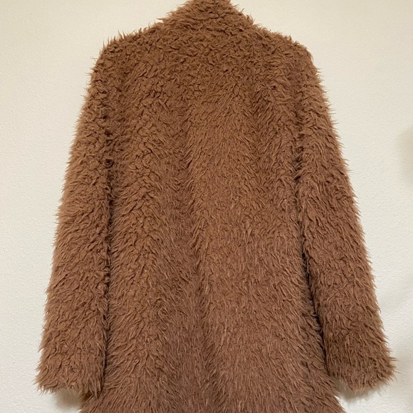 EUC-Tularosa Beige Faux Fur
Teddv Shaa Coat Open Front... - Picture 4 of 9